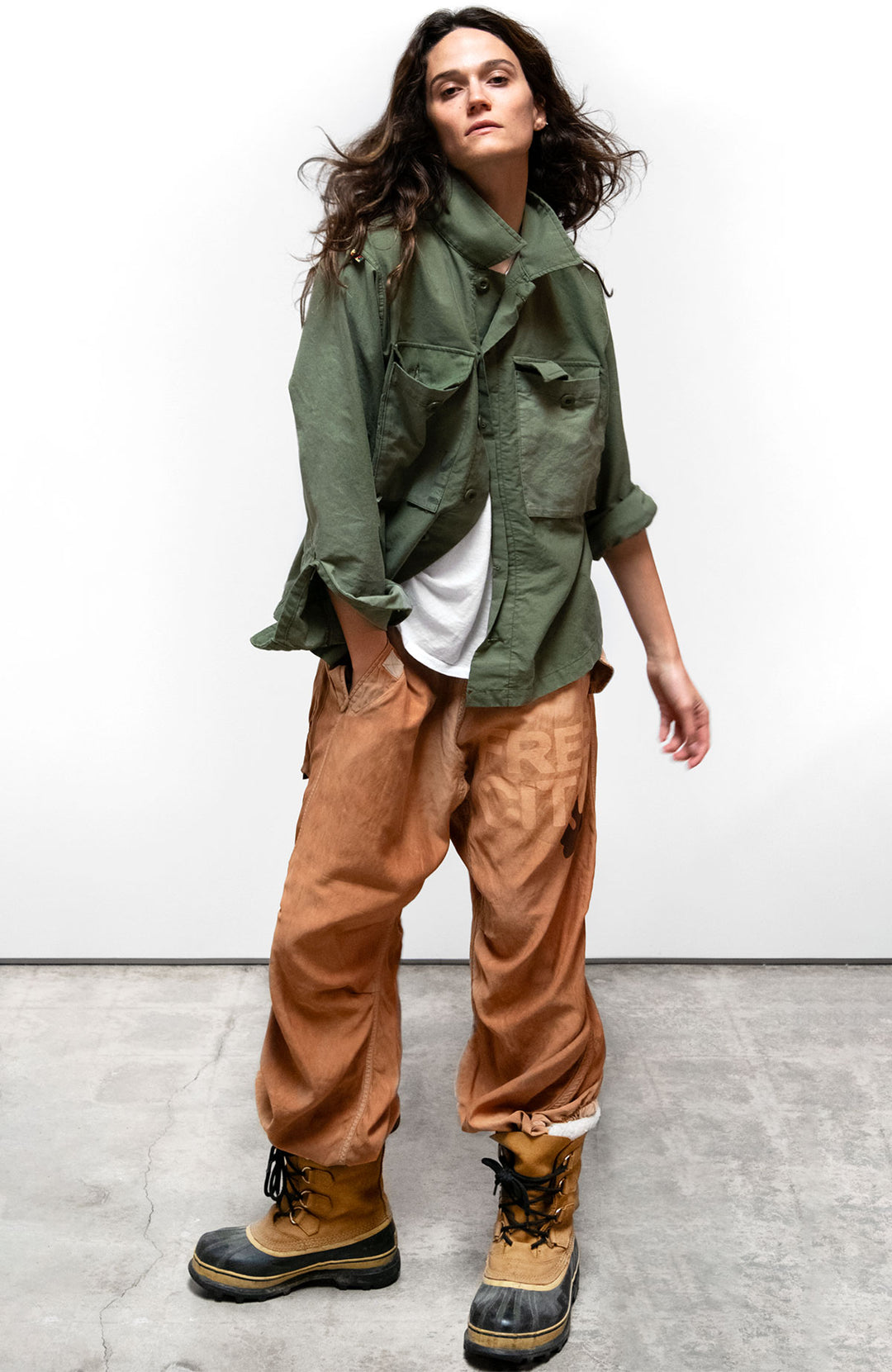 FREECITY SNAP SATIN JUMP PANT フリーシティ FLAP/SNAP FREECITY MATTE/SATIN AIRJUMP pant - grapefruit powder