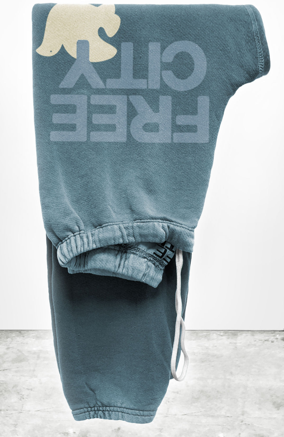 Free city sweatpants blue sale