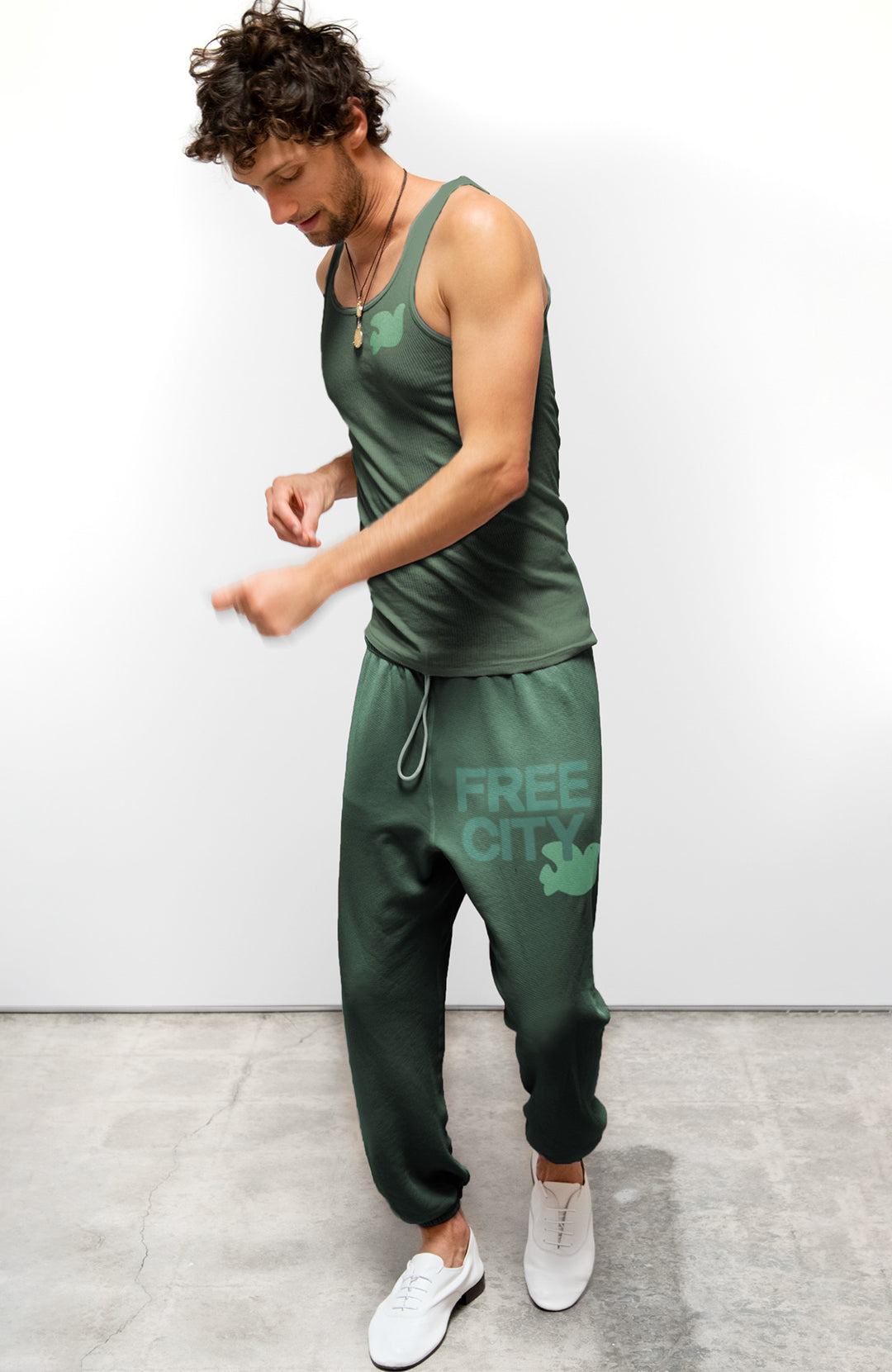 FCBSWP100_EATGREEN2_745cefec-