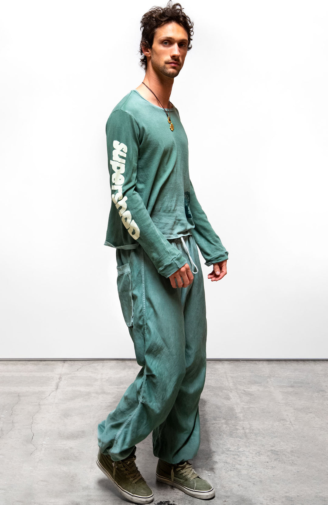 longsleeve t. – FREECITYsupershop